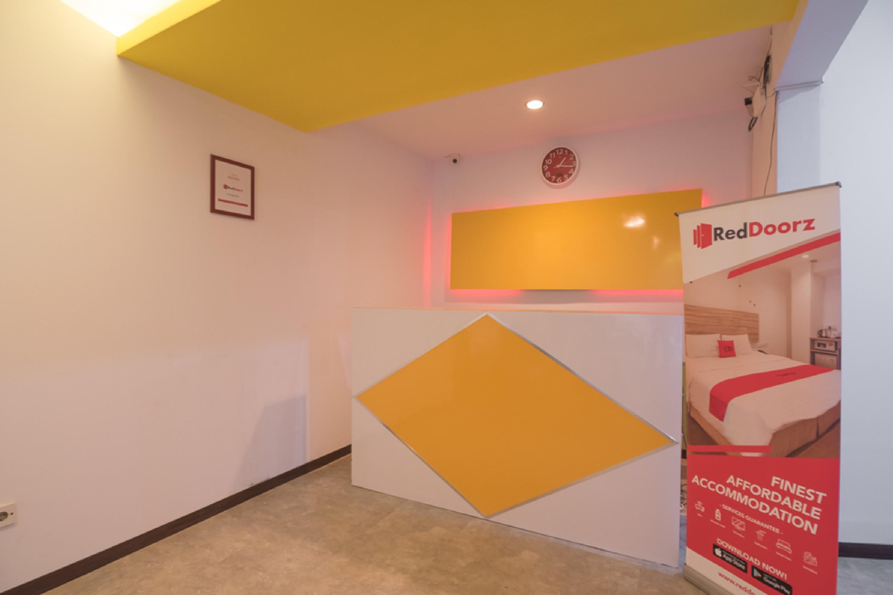 Reddoorz Near Itc Mangga Dua Hotel Jakarta Exterior photo