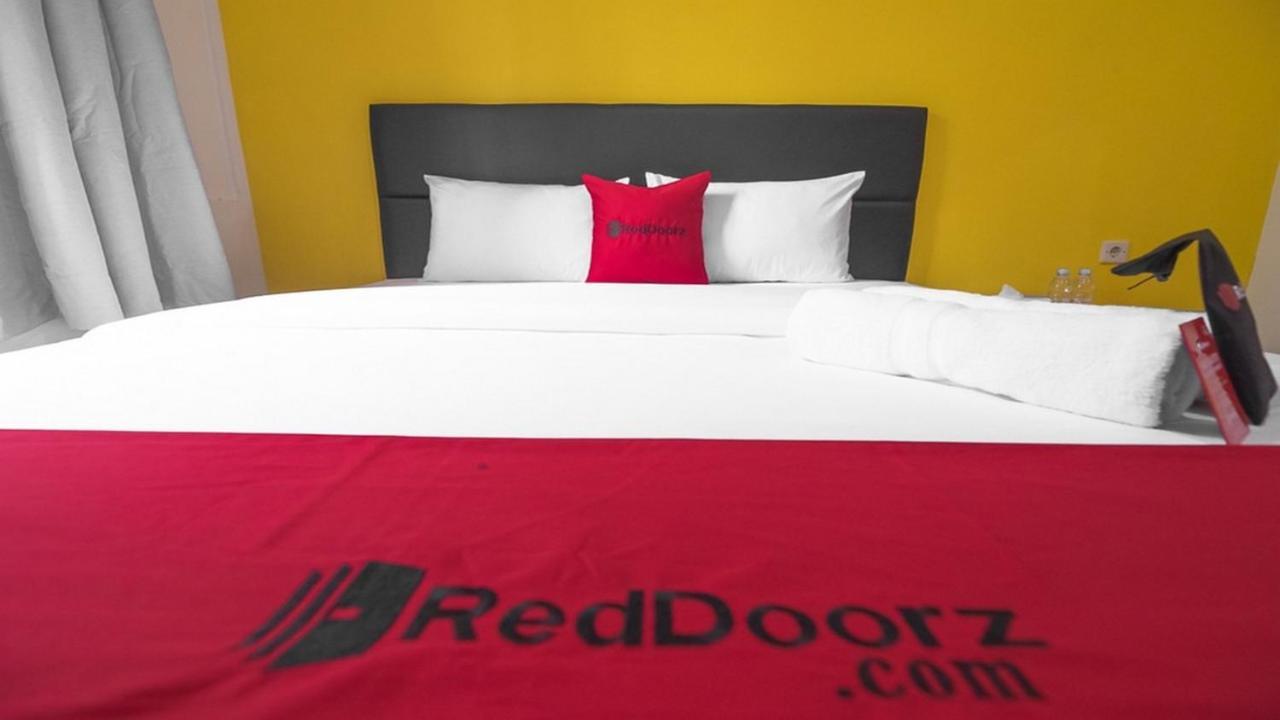 Reddoorz Near Itc Mangga Dua Hotel Jakarta Exterior photo